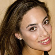 Headshot: Sophie Alpern headshot