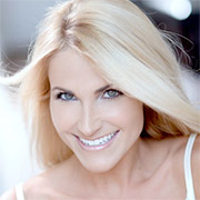 Headshot: Motique Ashleigh headshot