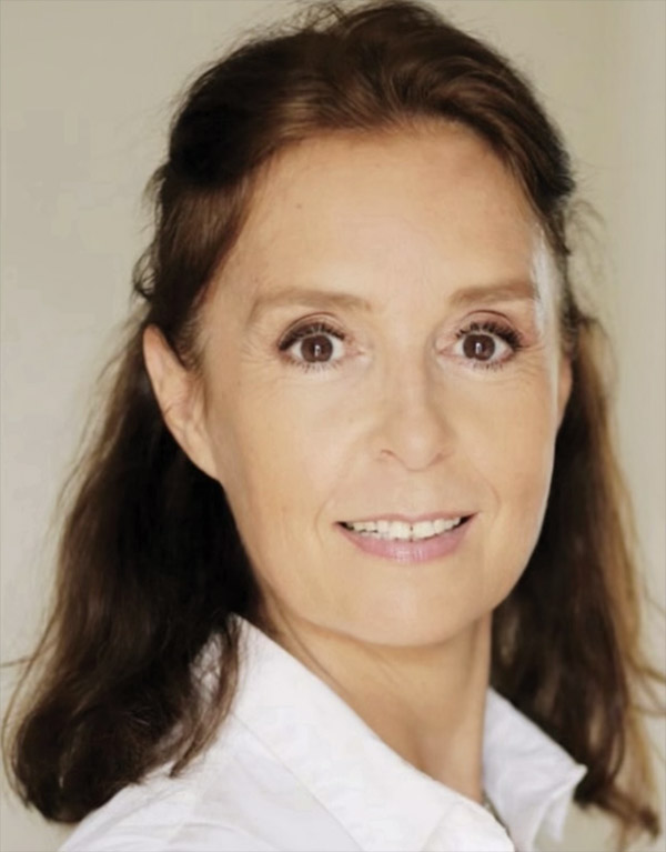 Headshot Karin Averty