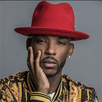 Headshot: Jona Biddle