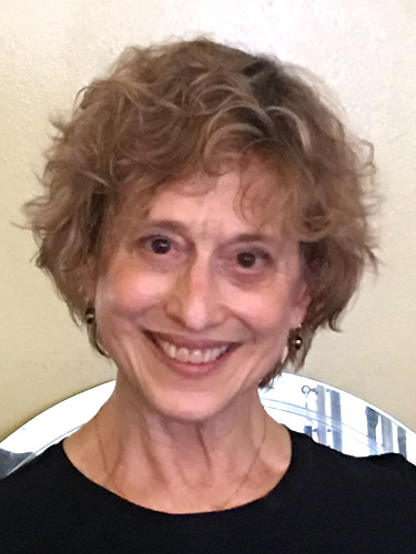 Headshot Nancy Bielski