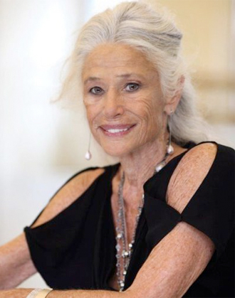 Carol Paumgarten headshot