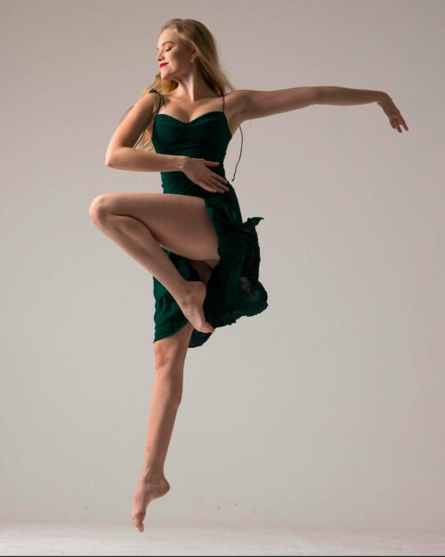 Steps Conservatory Alum Macy Keen