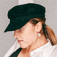 Headshot Courtney Darlington