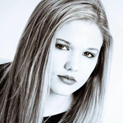 Headshot: Ali Dietz headshot