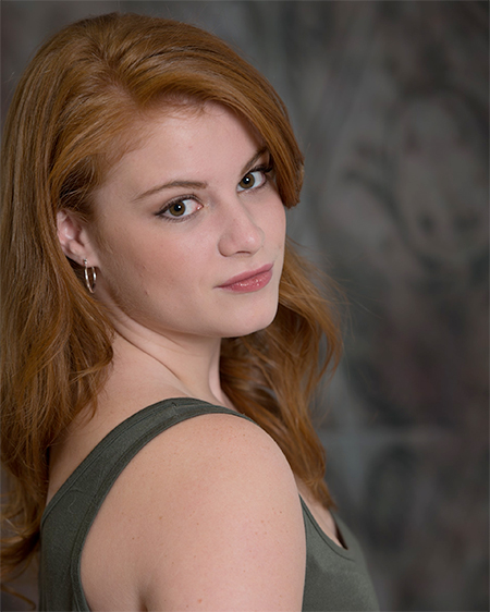 Headshot Hannah Dober