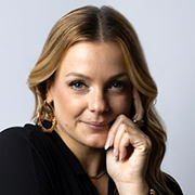 Headshot: Rachel Leigh Dolan