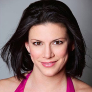 Headshot: Amanda Edge headshot