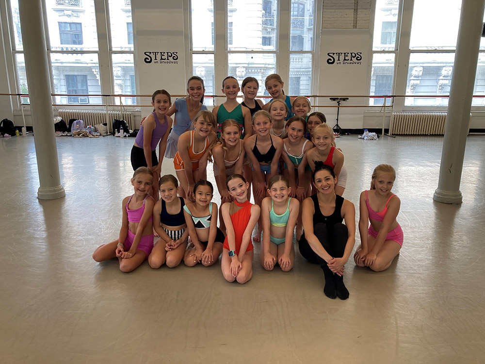 Group dance class visit from Educational Performance Tours-Root Academy with Amelia Burkhart 6/13/25