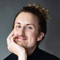 Headshot: Clinton Edward headshot