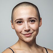 Headshot: Madison Elliott headshot