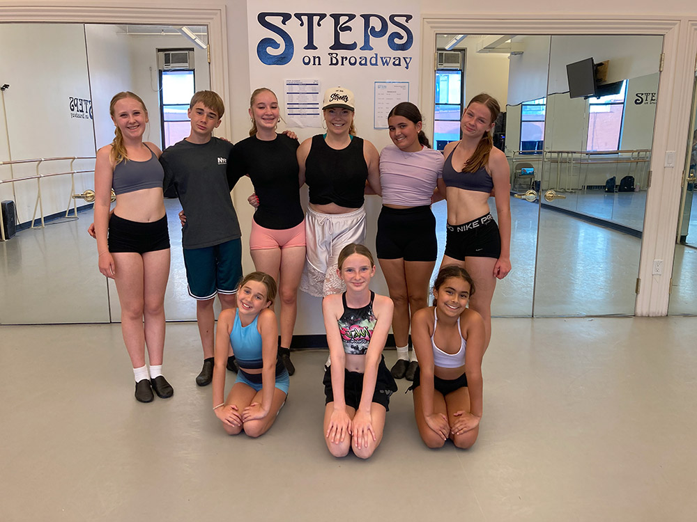 Global Dance Tours-Group dance class visit from Jam Performing Arts with Jenny Oehwein 7/15/25