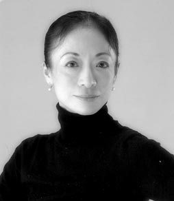 Headshot Noriko Hara