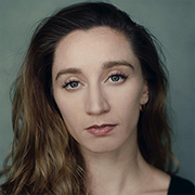 Headshot: Shanna Irwin headshot