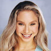 Headshot: Jenna Kulacz headshot