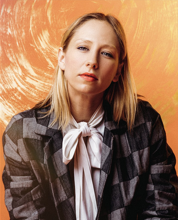 Heather Lang Headshot