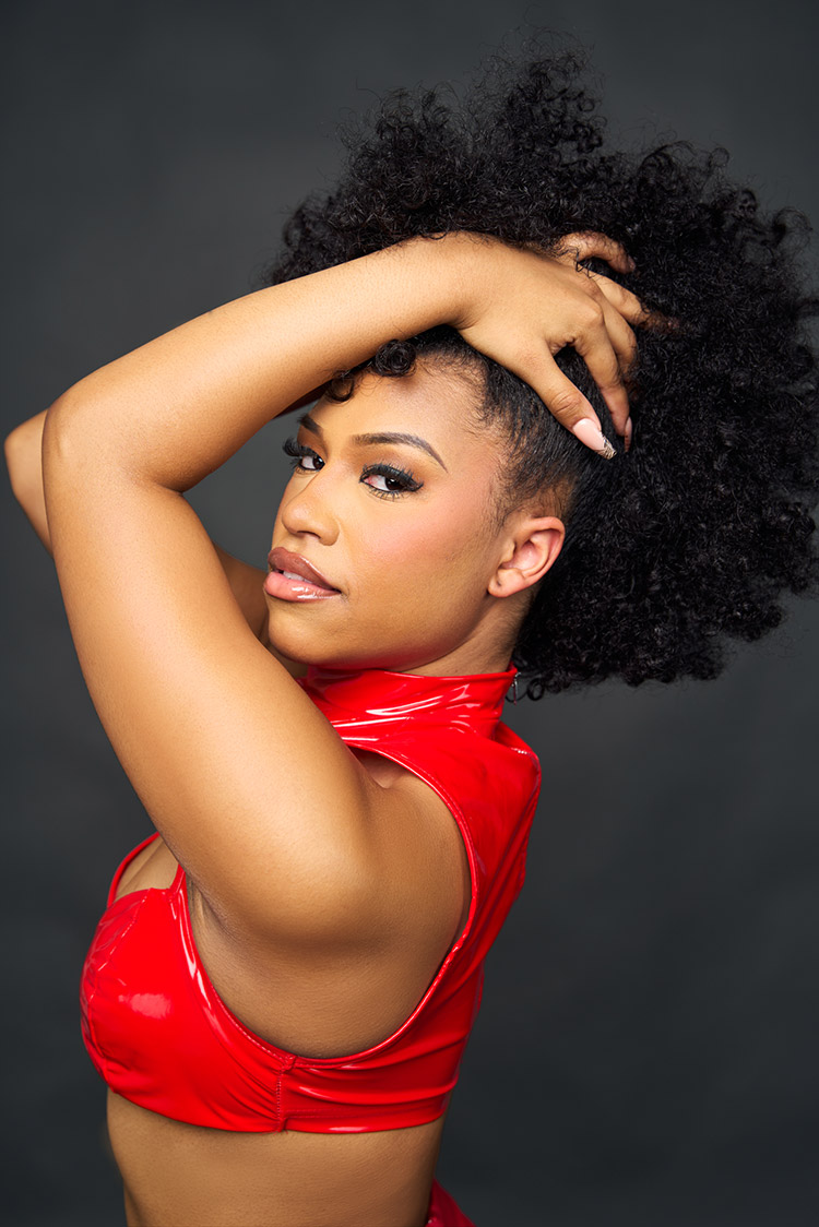 Headshot Frida Molina