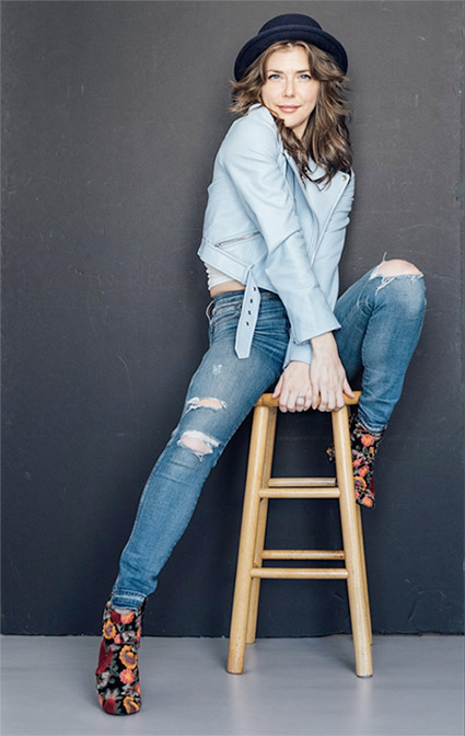 Headshot Eliza Ohman