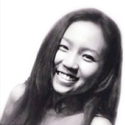 Headshot: Renee Ong headshot