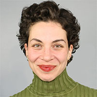 Headshot: Lindsay Poulis headshot