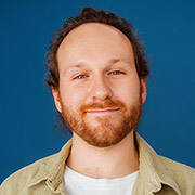 Headshot: Devin Richey headshot