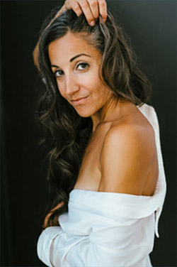 Headshot Emily Sarkissian