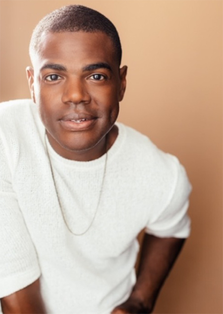 Headshot Ahmad Simmons