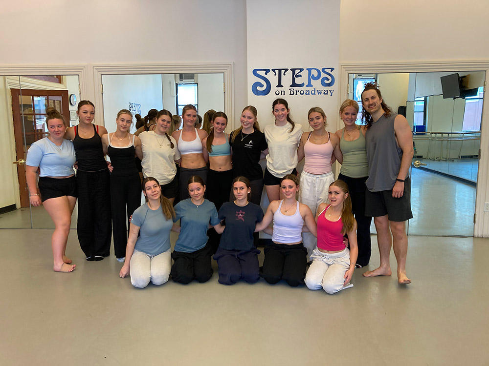 Group dance class visit from Taupo College with Clinton Edward 7/6/25