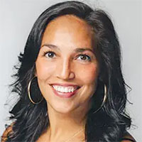 Headshot: Cassandra Van Houten headshot