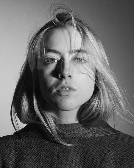 Headshot Hannah Weinmaster